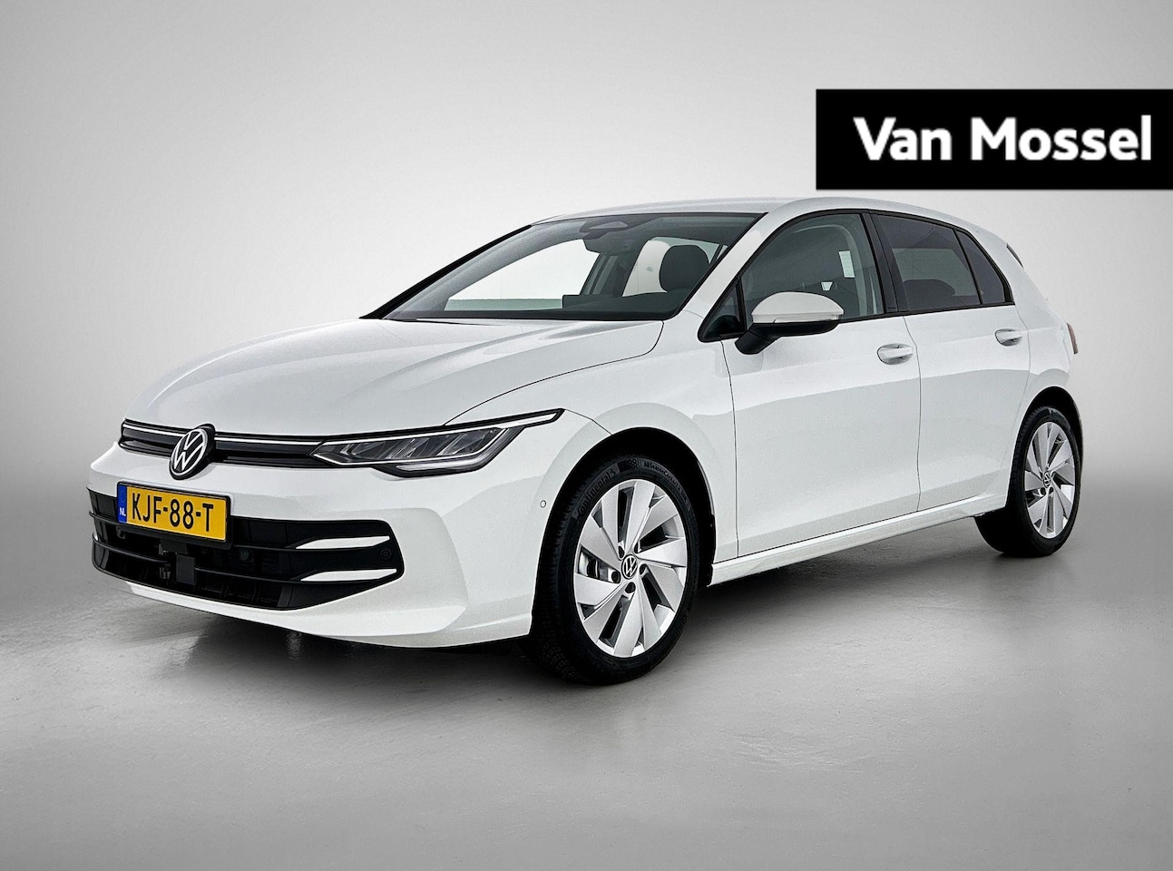 Volkswagen Golf - 1.5 TSI Life Edition 116 PK | Trekhaak | Elektrisch verstelbare bestuurdersstoel | LED Kop - AutoWereld.nl