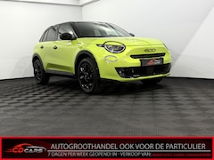 Fiat 600 - 1.2 Hybrid Sport 145PK Camera, Apple carplay, Rijstrook correctie, velgen, Stoelmassage, V