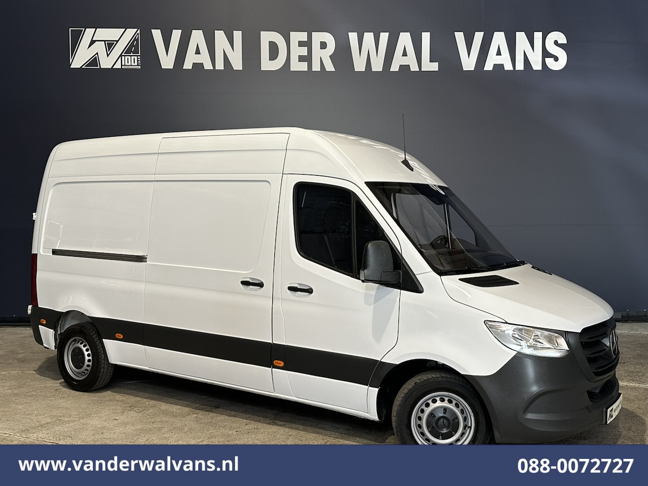 Mercedes-Benz Sprinter - 214 CDI 143pk L2H2 Euro6 Airco | Camera | Apple Carplay | Chauffeursstoel Android Auto, St - AutoWereld.nl