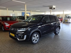 Suzuki Vitara - 1.4 Smart Hybrid Select, Orig. NL, Navigatie, Trekhaak