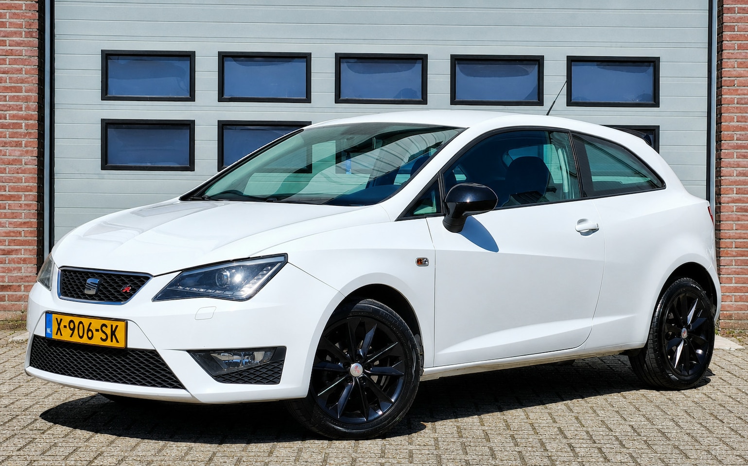 SEAT Ibiza SC - 1.2 TSI FR-LINE Airco Led Pdc Cruise - AutoWereld.nl