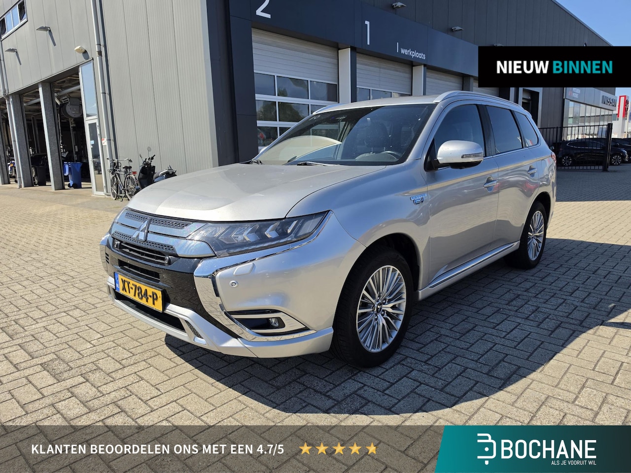 Mitsubishi Outlander - 2.4 PHEV Instyle | 360º Camera | Trekhaak | Open dak | - AutoWereld.nl