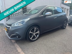 Peugeot 208 - 1.2 PureTech Première mat grijs pano climate cruis