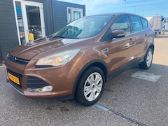 Ford Kuga - 1.6 Trend