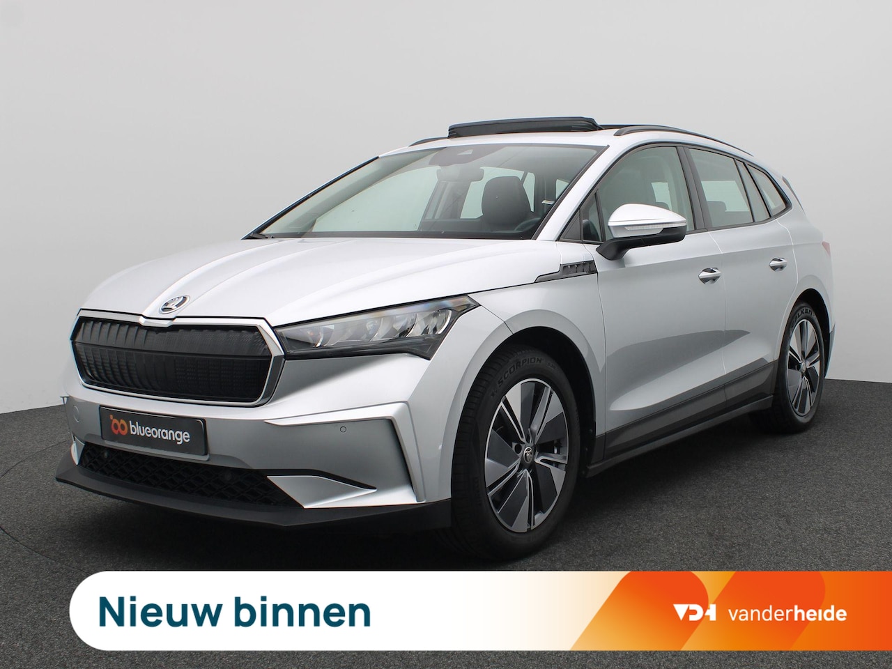 Skoda Enyaq iV - 60 Selection 180PK Aut. SOH 92,5%, Panoramadak, Trekhaak, Dodehoek detectie, Warmtepomp, L - AutoWereld.nl