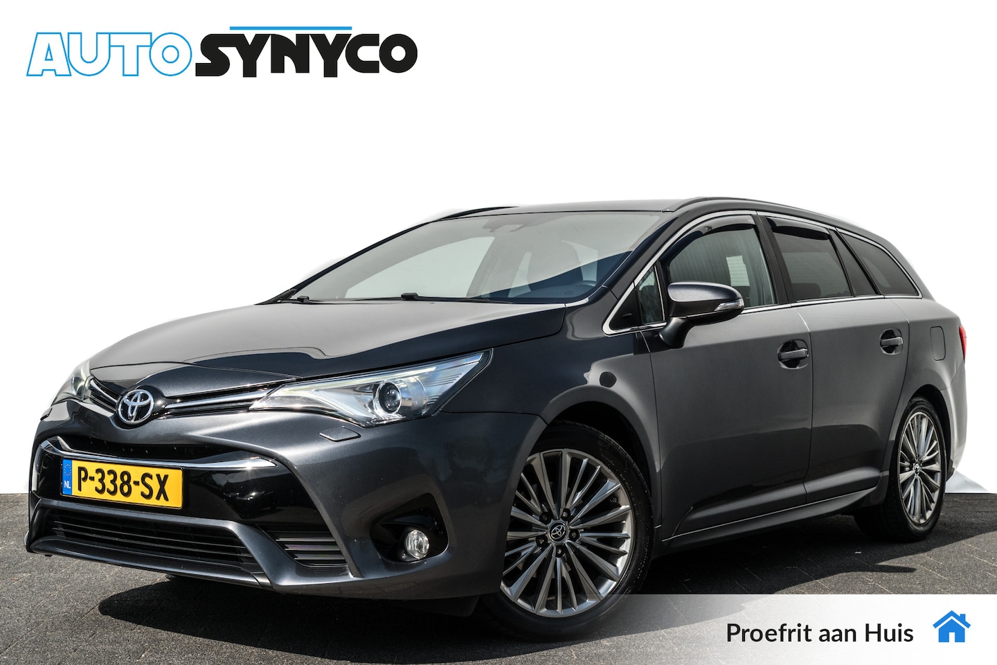 Toyota Avensis Touring Sports - 1.8 VVT-i Business Plus | Panoramadak | Camera | Cruise Control | Climate Control - AutoWereld.nl