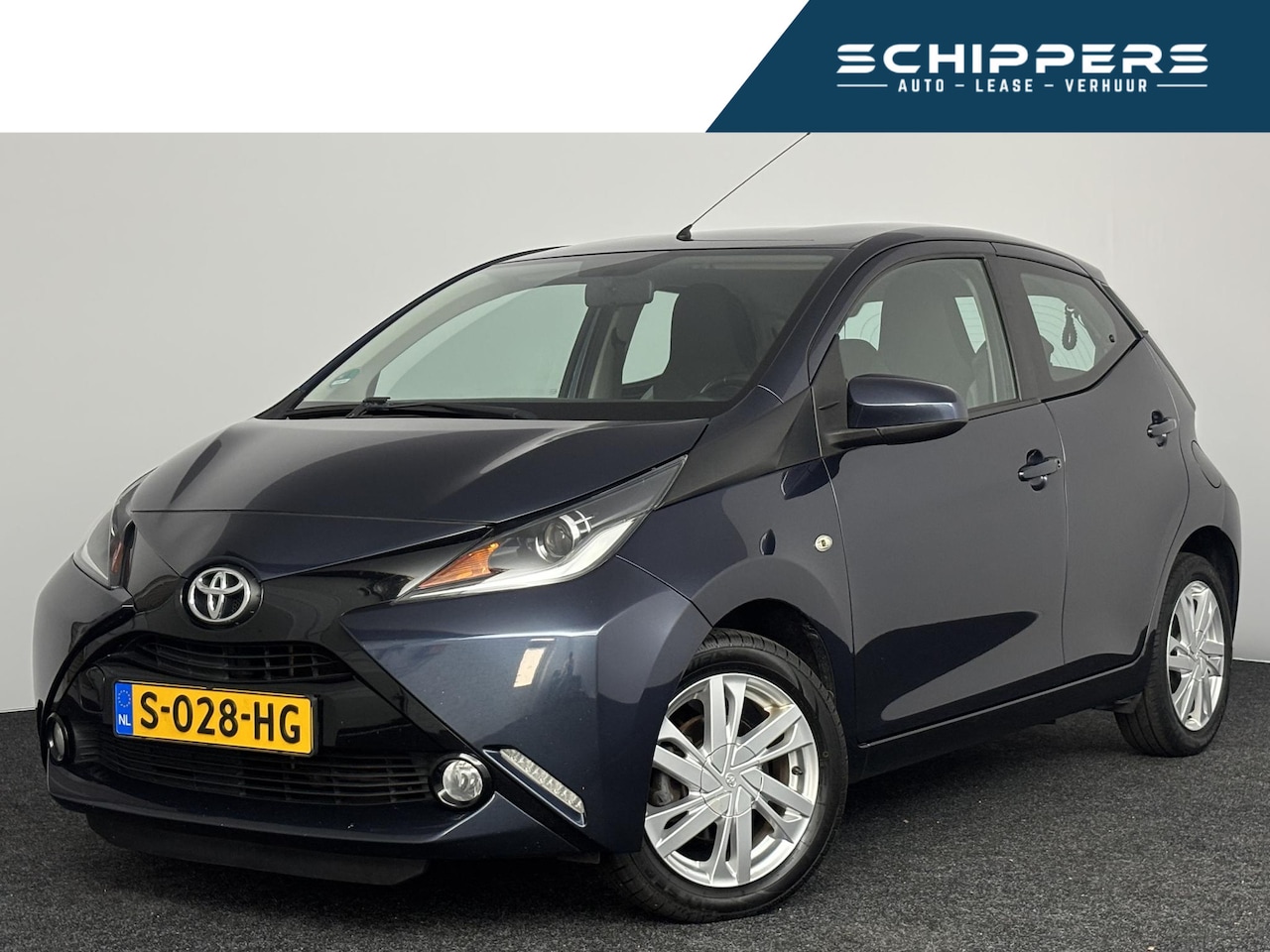 Toyota Aygo - 1.0 VVT-i x-play 1.0 VVT-i x-play - AutoWereld.nl