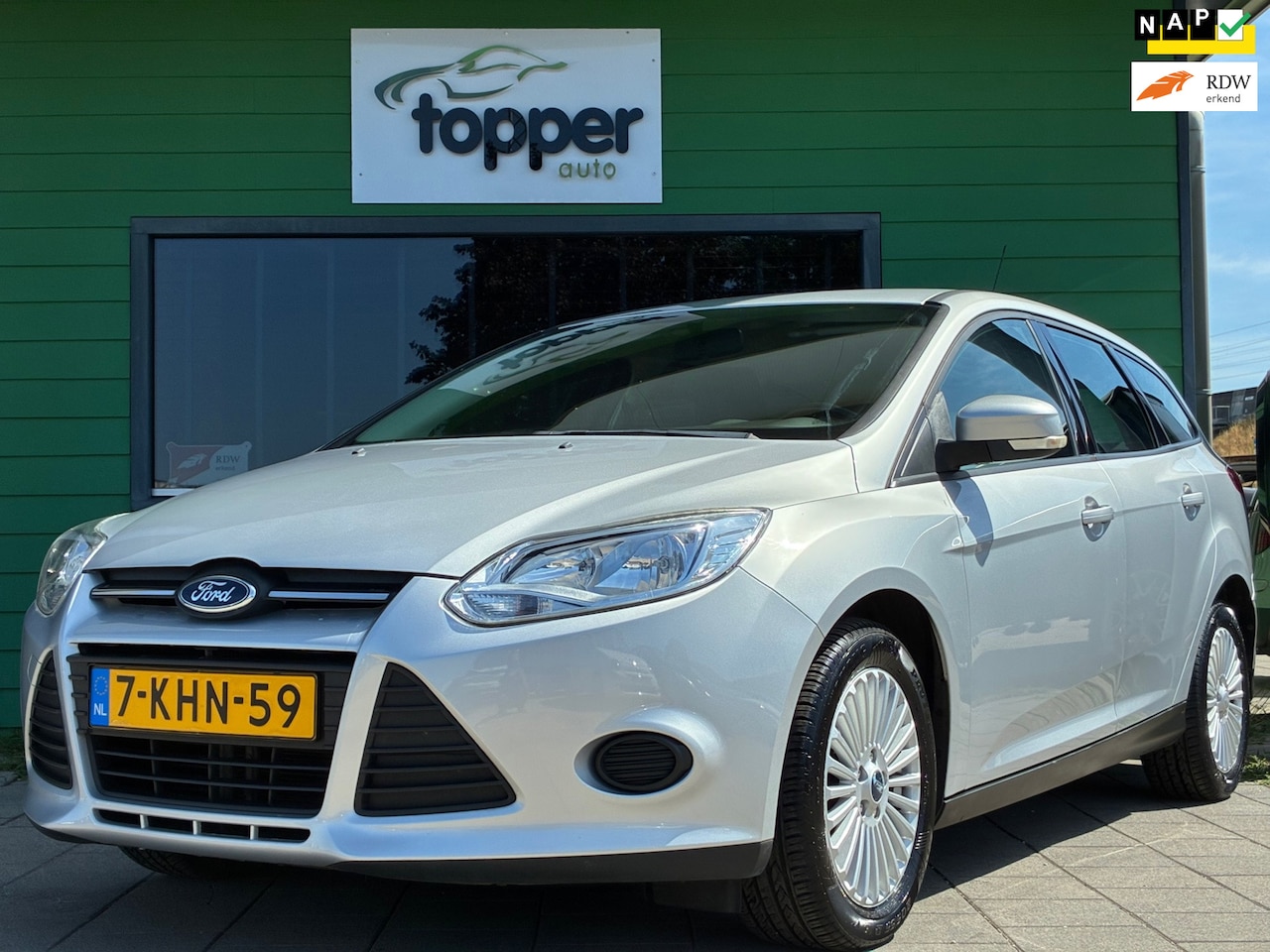 Ford Focus Wagon - 1.0 EcoBoost Trend|1e Eigenaar|Airco|Elektr.ramen|Trekhaak|NAP|Nieuwe APK| - AutoWereld.nl