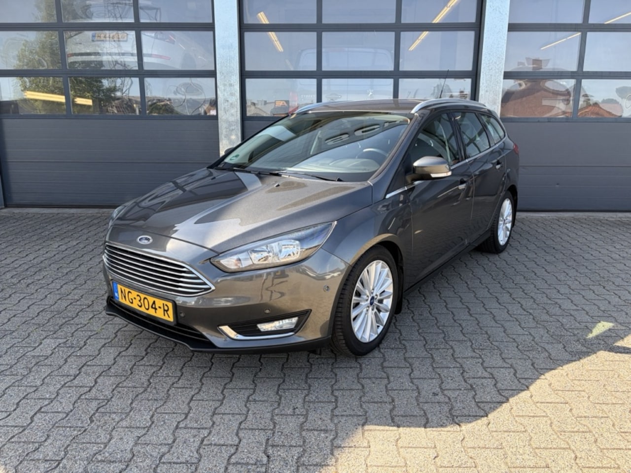 Ford Focus Wagon - 1.0 EcoBoost Titanium 1.0 EcoBoost 125pk Titanium - AutoWereld.nl