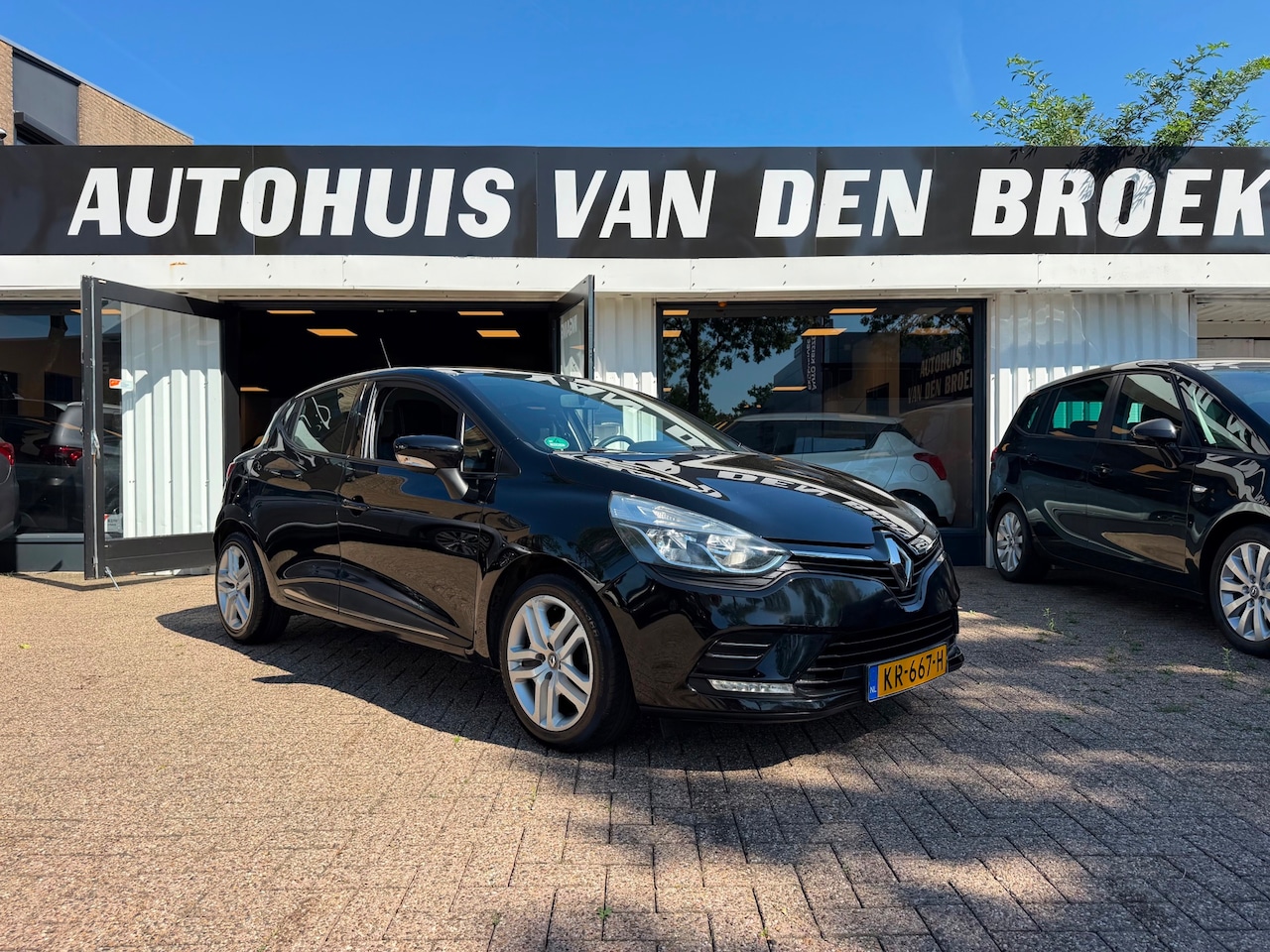 Renault Clio - 0.9 TCe Zen|Facelift|Navi|Cruise|Led|Airco|Lmv|Nieuwe Apk - AutoWereld.nl