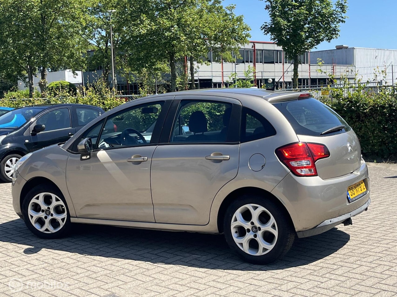 Citroën C3 - 1.4 met 144.577 KM, Airco, NAP, 5 DEURS, Trekhaak! - AutoWereld.nl