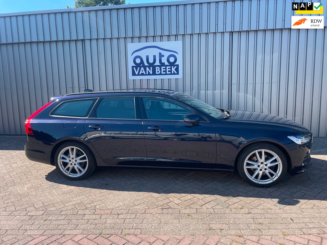 Volvo V90 - 2.0 D4 Kinetic 2.0 D4 Kinetic - AutoWereld.nl