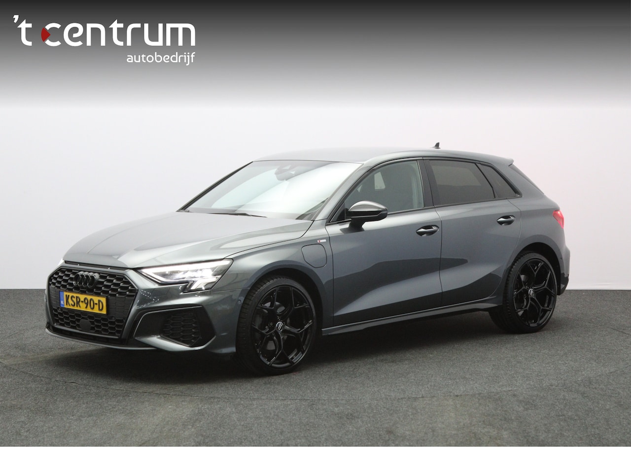 Audi A3 Sportback - 40 TFSI e 204 PK S-Line PHEV, Leder, LED, Adap. Cruise Control - AutoWereld.nl