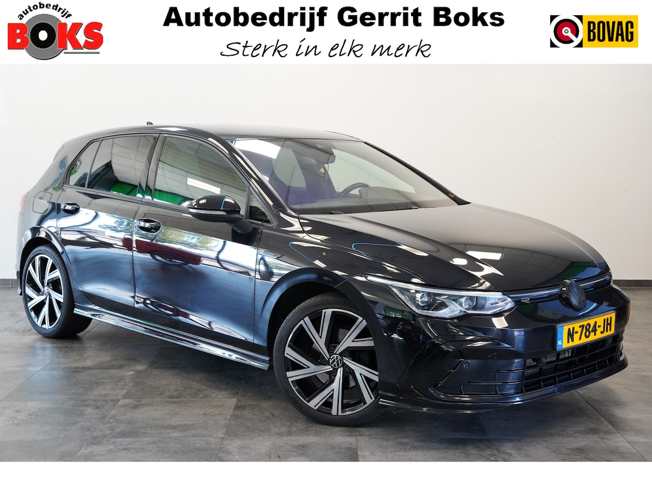 Volkswagen Golf - 1.5 eTSI R-Line Business ACC PDC Carplay - AutoWereld.nl