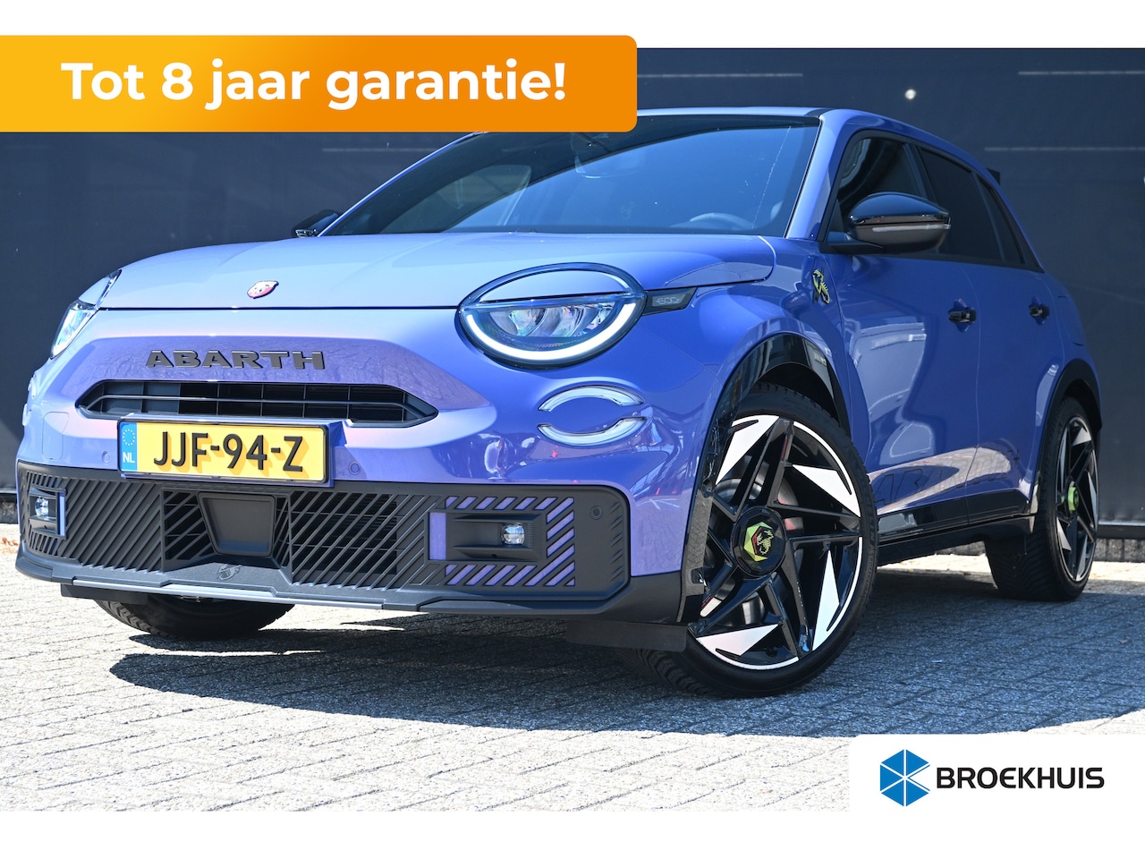 Abarth 600e - Scorpionissima 54 kWh 280pk Tot 8 Jaar Garantie! | Torson Sperdifferentieel | Sabelt Stoel - AutoWereld.nl