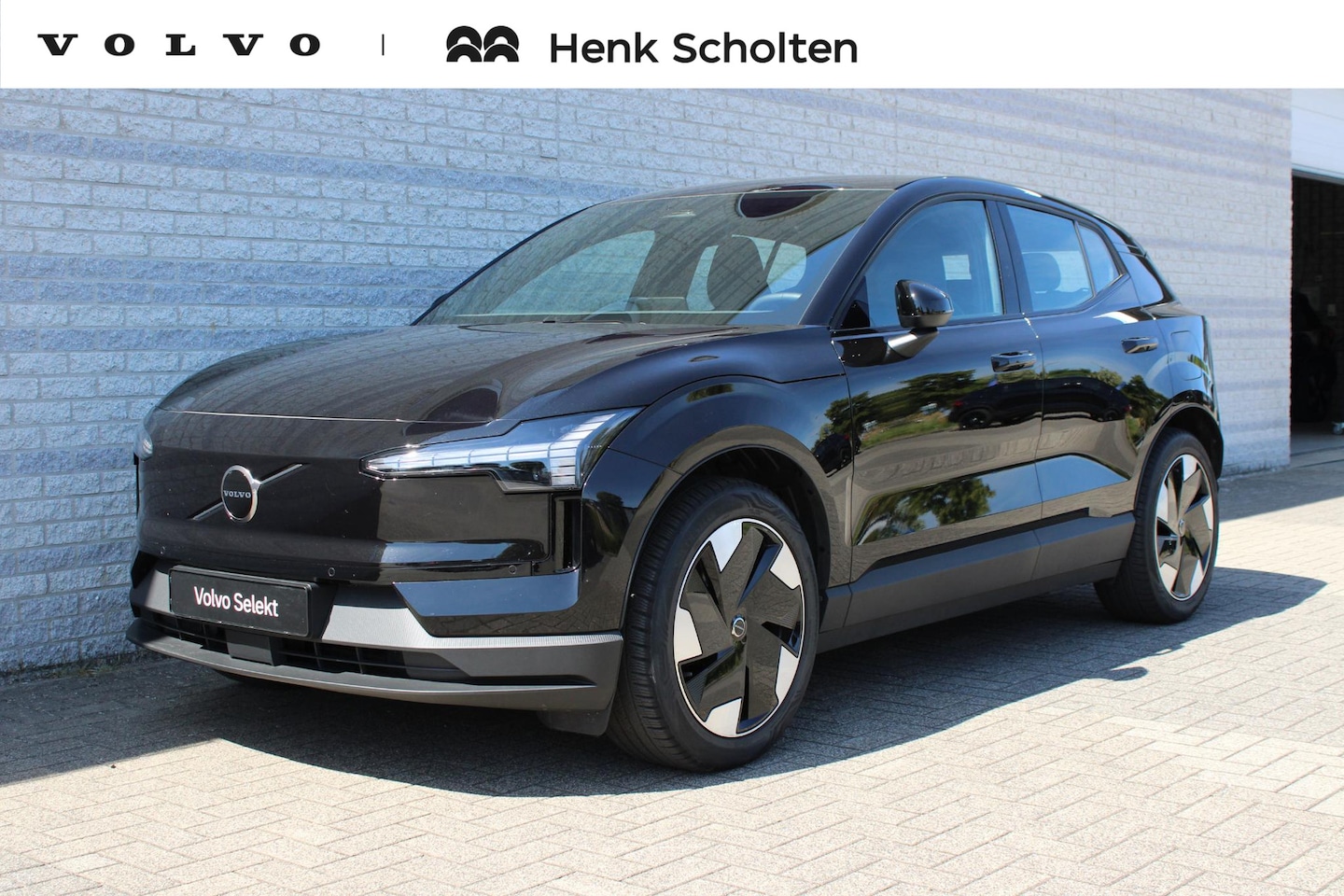 Volvo EX30 - Single Motor Extended Range Plus 69 kWh | Apple Carplay & Android Auto | Bluetooth telefoo - AutoWereld.nl