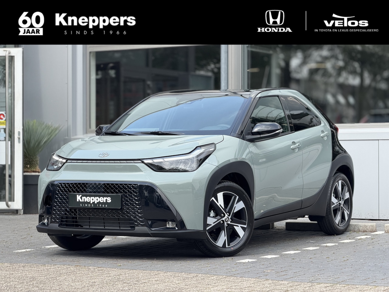 Toyota Aygo X - Hybrid 115 Pulse + Easy Pack Apple/Android, Draadloze telefoonlader, Parkeersensoren - AutoWereld.nl