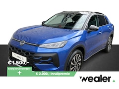 Volkswagen T-Roc - Life First Edition 1.5 eTSI 85 kW / 116 PK DSG | Trekhaak wegklapbaar | Multimedia pakket