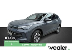 Volkswagen Tiguan - Limited Edition 1.5 eHybrid 150 kW / 204 PK DSG | Trekhaak wegklapbaar | Design pakket dar