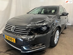 Volkswagen Passat Variant - 1.4 TSI Trendline BlueMotion - Schade