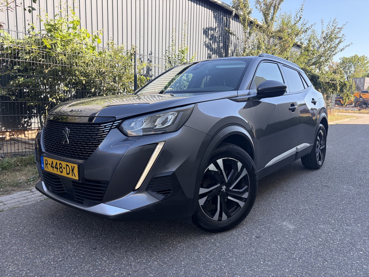 Peugeot 2008 - 1.2 PureTech Blue Lease Allure / NAVI / CRUISE / AIRCO / TREKHAAK / 166dkm! - AutoWereld.nl
