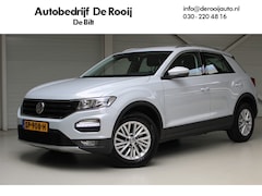 Volkswagen T-Roc - 1.0 TSI Style | Airco | Navigatie | Trekhaak | PDC