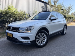 Volkswagen Tiguan - 1.4 TSI Comfortline / NAVI / CRUISE / PANORAMADAK / 155dkm NAP