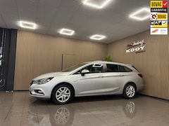 Opel Astra Sports Tourer - 1.4 Online Edition * Trekhaak / Camera / Navigatie / Cruise control / NL Auto