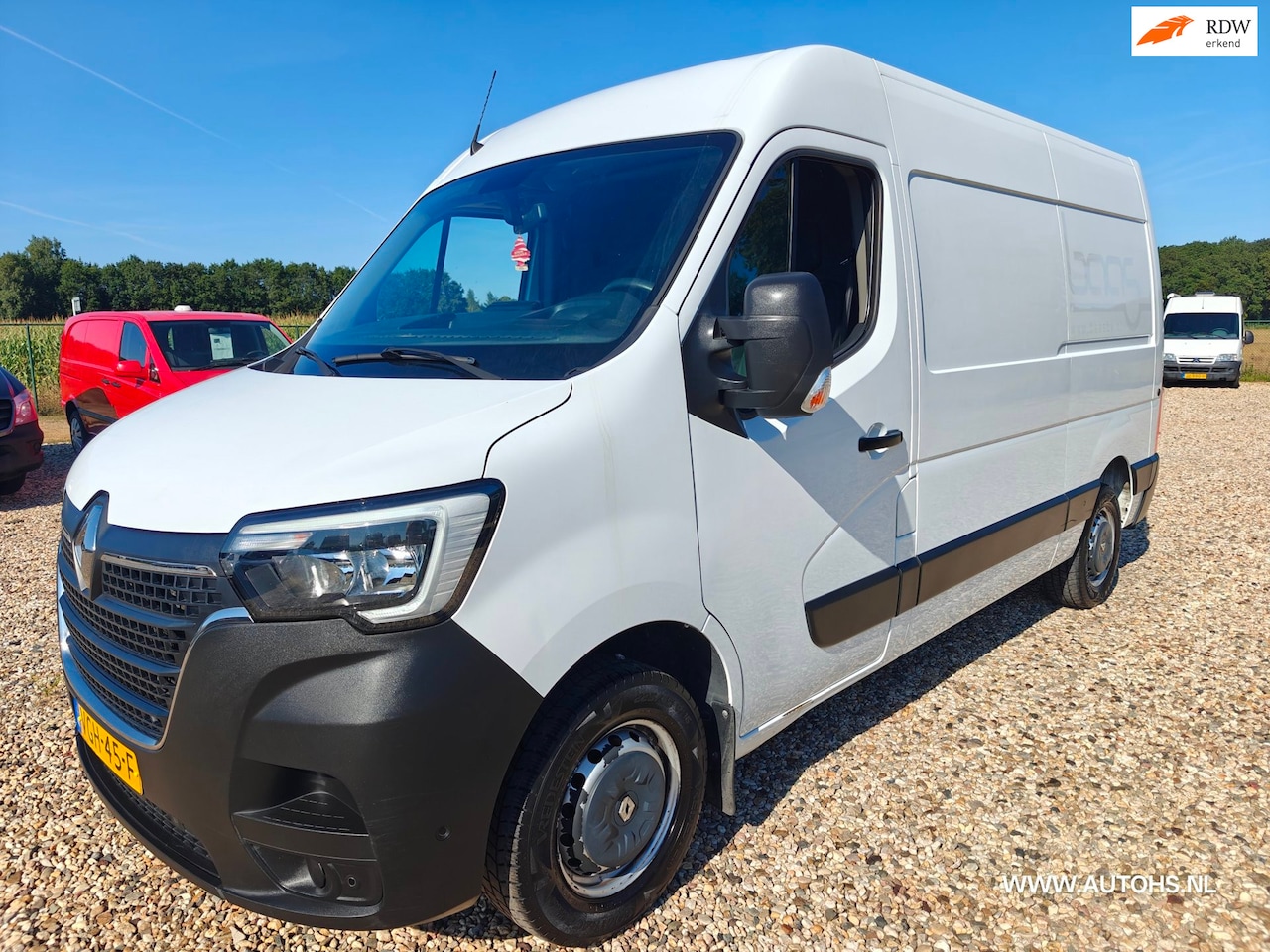 Renault Master - T35 2.3 dCi 135 L2H2 T35 2.3 dCi 135 L2H2 ,+ werkplaats inrichting , Euro 6 , 1e Eig , 140 PK , Apk 8- 2027 , C - AutoWereld.nl