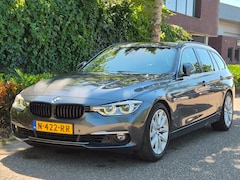 BMW 3-serie Touring - 320i X Drive Luxury Edition Apple CarPlay Trekhaak 320i xDrive Luxury Edition