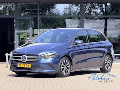 Mercedes-Benz B-klasse - 180 Business Solution Plus | Automaat | Clima | Camera | Stoelverwarming | Nederlandse Aut