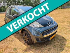 Peugeot 107 - 1.0-12V XR