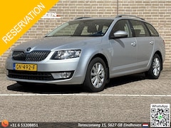 Skoda Octavia Combi - 1.6 TDI Greentech Ambition Businessline DSG Automaat | Navi | Climate | Cruise | PDC | Tre
