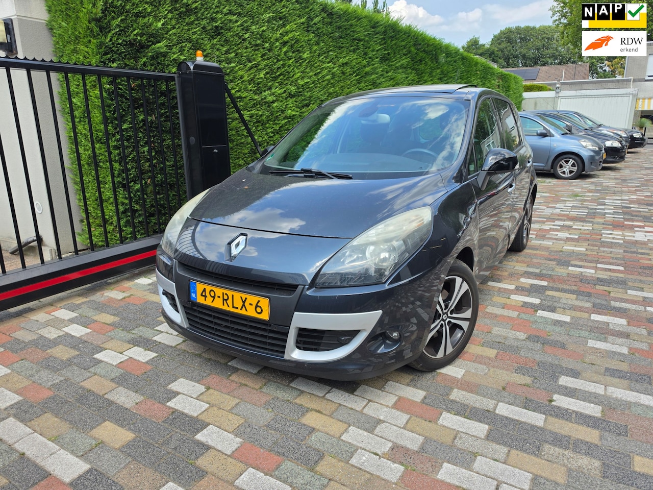 Renault Scénic - 2.0 Bose AUT 2011 Cruise Clima Trekh LEES TEKST - AutoWereld.nl
