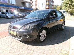 Ford Focus - 1.6 74KW 5D Titanium