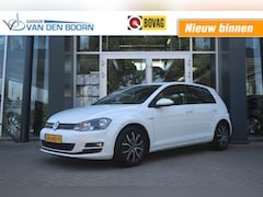Volkswagen Golf - 1.0 TSI BlueMotion, Auto-Hold, All-Season banden, Bluetooth etc