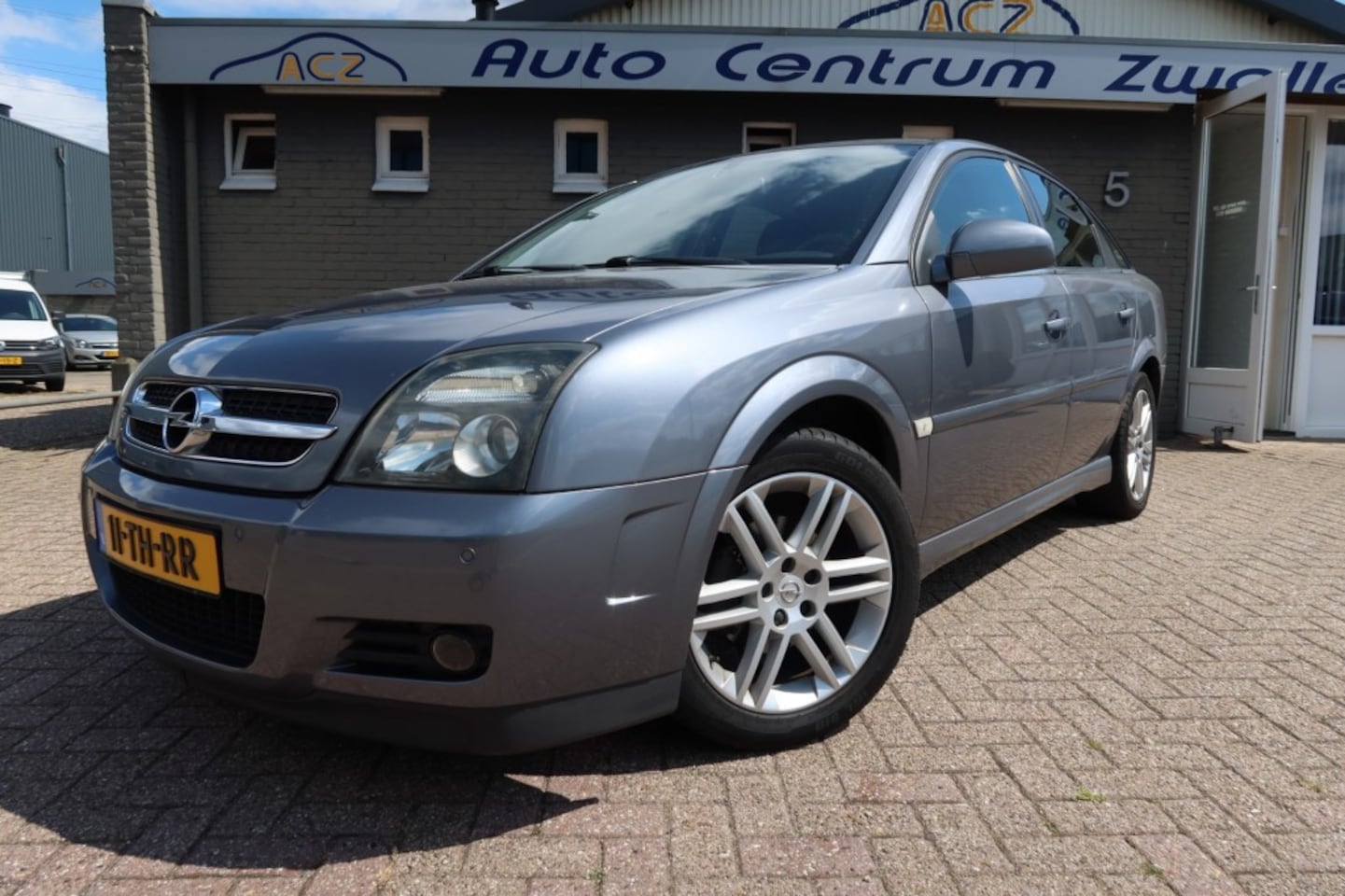 Opel Vectra - 2.2-16V Elegance 2.2-16V ELEGANCE , NAVI, TREKHAAK ENZ... - AutoWereld.nl