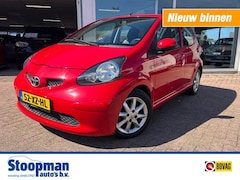 Toyota Aygo - 1.0 12V Sport Airco Halfleder LM velgen