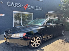 Volvo V70 - 2.5T MOMENTUM Autom. 5 cilinder + 1/2 leder + Lmv + Pdc - Lpg G3 - Apk 10/2027