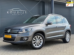 Volkswagen Tiguan - 1.4 TSI Sport&Style, Parkeerhulp, Cruise, Climate, Bluetooth, Trekhaak, NL auto