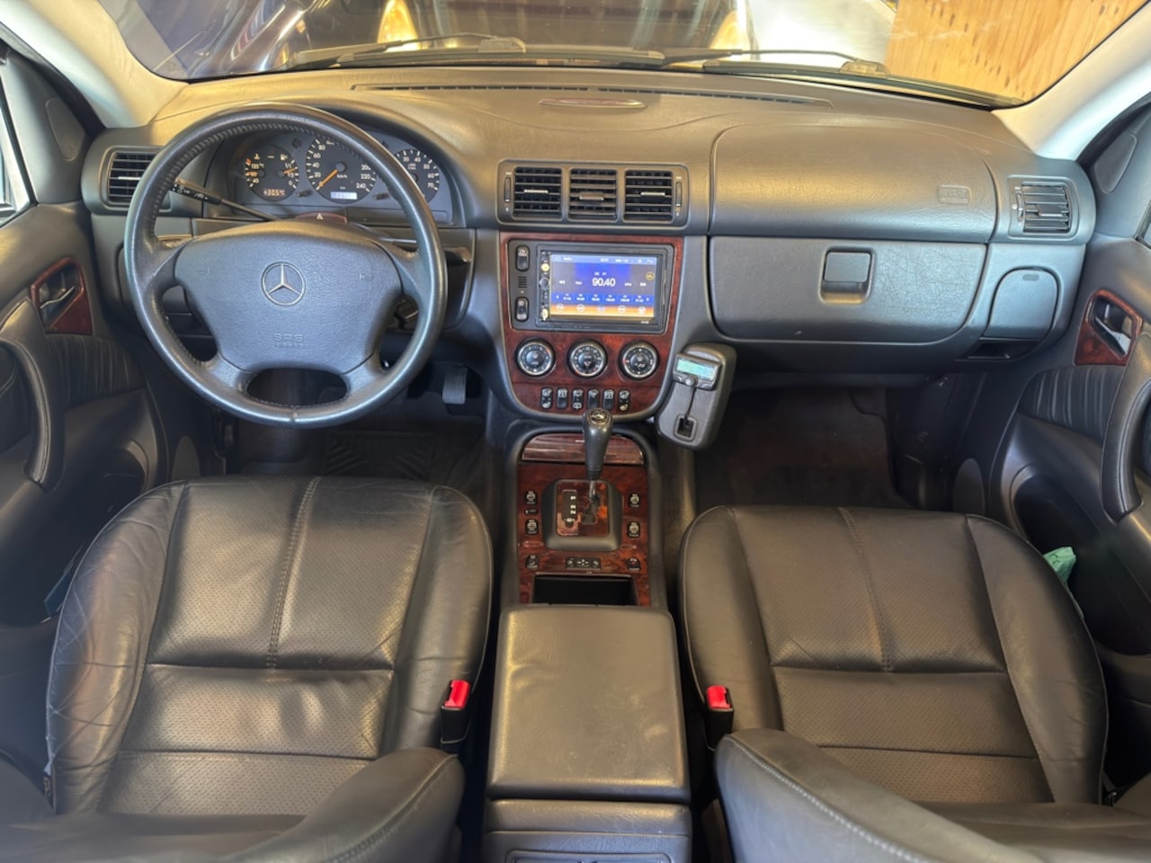 Mercedes-Benz M-klasse - 320 YOUNGTIMER VOL OPTIES TREKHAAK - AutoWereld.nl
