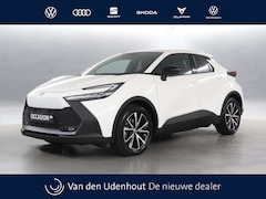 Toyota C-HR - 2.0 Plug-in Hybrid 220 First Edition / Navigatie / 360 Camera / Trekhaak