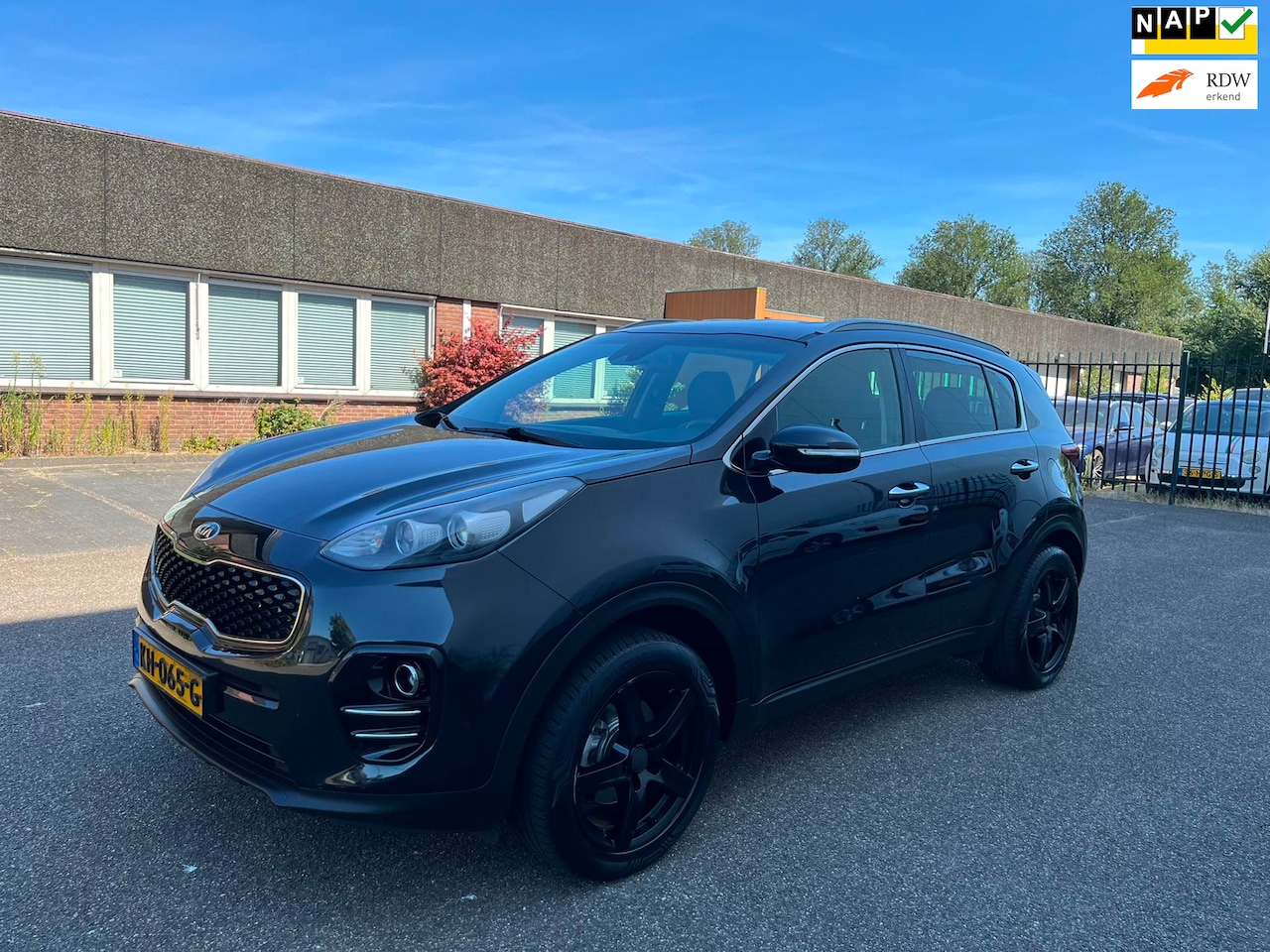 Kia Sportage - 1.6 GDI First Edition Automaat|Trekhaak|Leder|Boekjes|N.A.P - AutoWereld.nl
