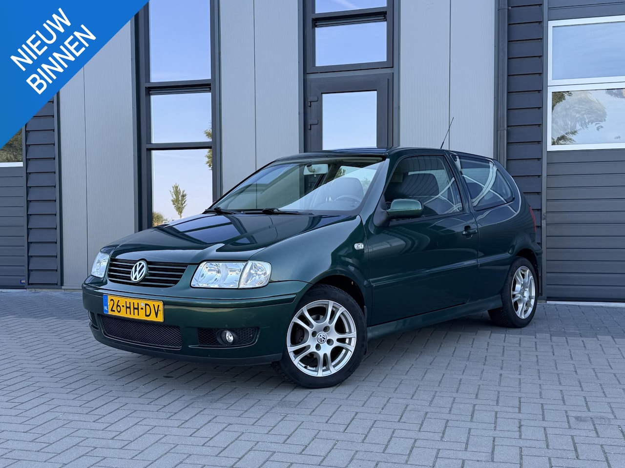 Volkswagen Polo - 1.4 Trendline | Automaat | Trekhaak | Lichtmetalen Velgen | NAP | - AutoWereld.nl