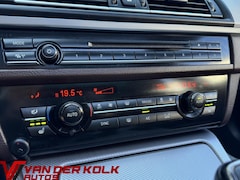 BMW 5-serie Touring - M550XD | Soft Close | Panorama | LED | Lederen Captain Seats | 360 Camera | Adaptive Cruis