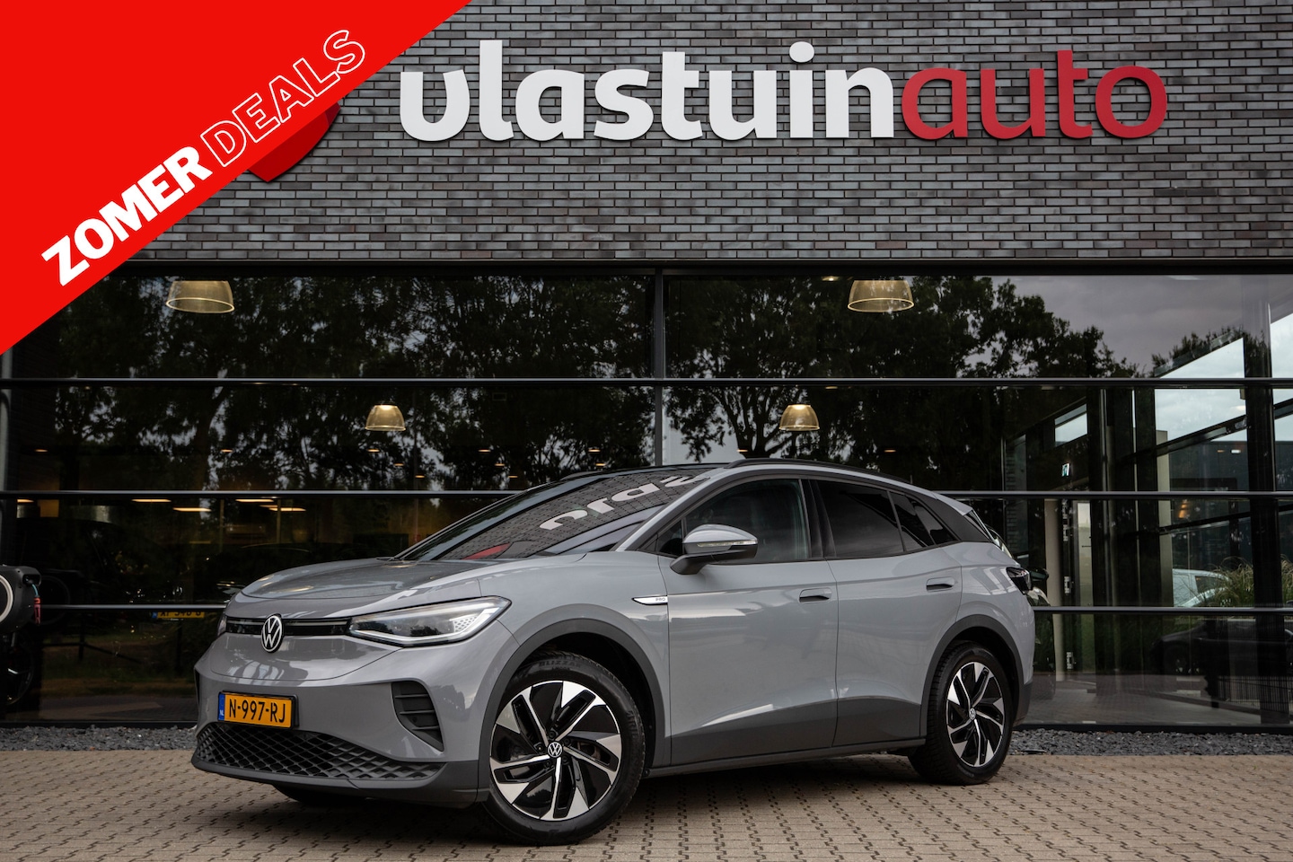 Volkswagen ID.4 - Family 77 kWh , Panoramadak, Stoel/stuurverwarming, Adaptive Cruise control, Apple Carplay - AutoWereld.nl