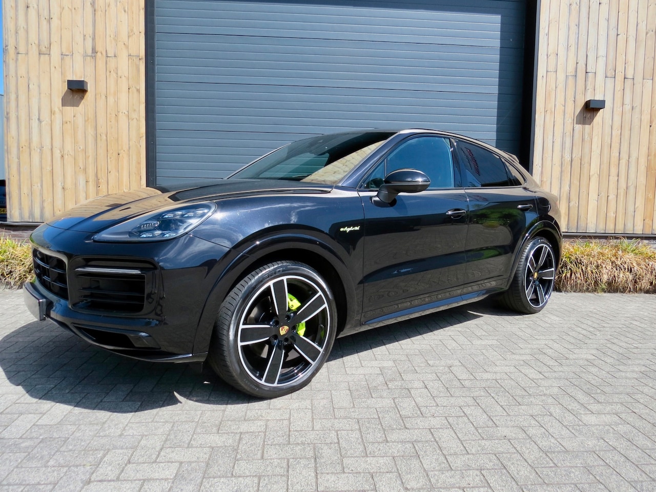Porsche Cayenne Coupé - 3.0 E-Hybrid *Pano *Acc **Full option - AutoWereld.nl