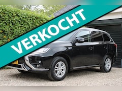 Mitsubishi Outlander - 2.4 PHEV Pure | Achteruitrijcamera | Carplay | Stoelverwarming