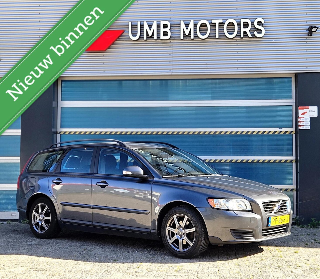 Volvo V50 - 1.8 2009 Goed onderhouden Nieuwe APK Xenon Trekhaak - AutoWereld.nl