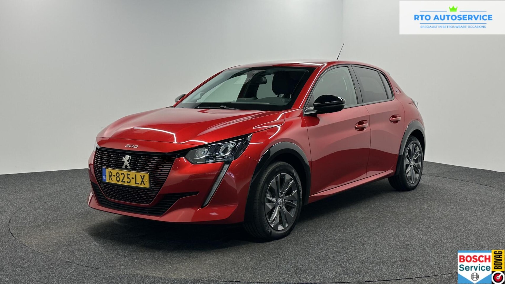 Peugeot e-208 - EV Allure Pack 50 kWh CAMERA CARPLAY NAVI ECC CRUISE LM. - AutoWereld.nl